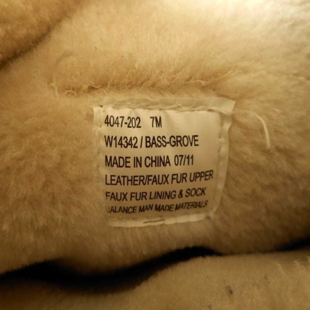 Bass Camel Colored Slip-On Faux Leather & Fur Winter Boots - Picture 7 of 8